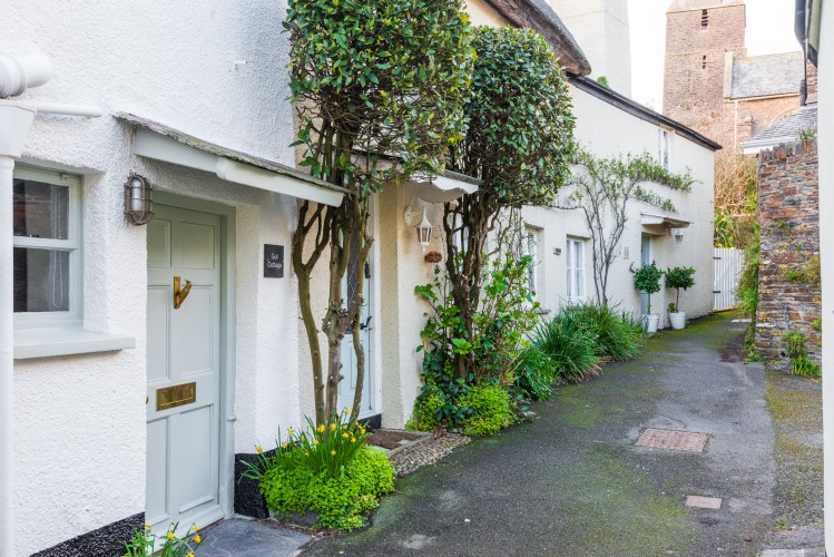 Church Lane leads you to the tucked away gem that is Gull Cottage