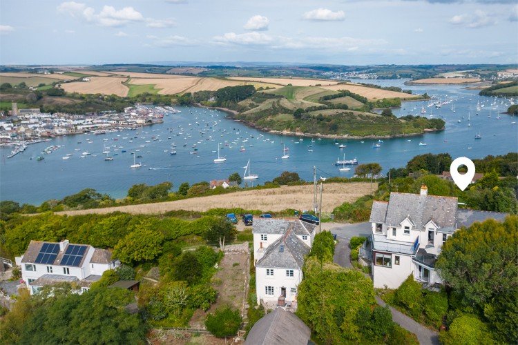 Perched on the top of the hill overlooking Salcombe Estuary sits Hillcrest.