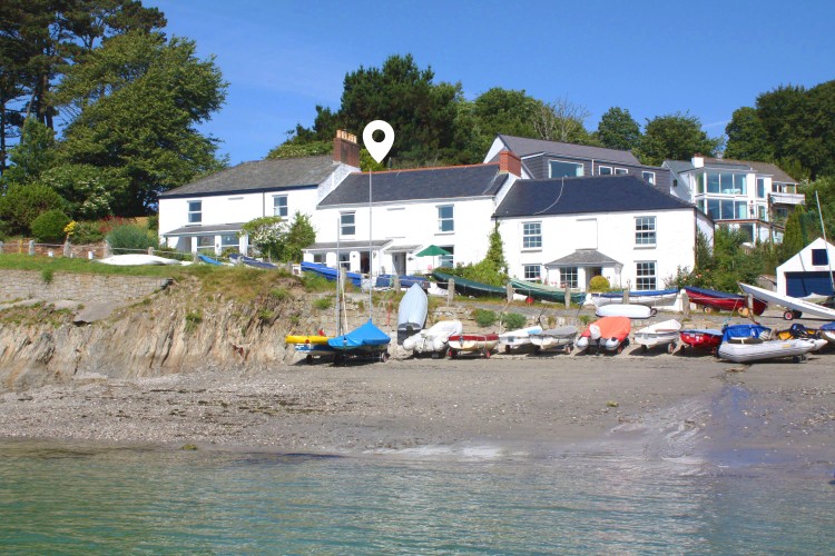 4 Coastguard Cottage