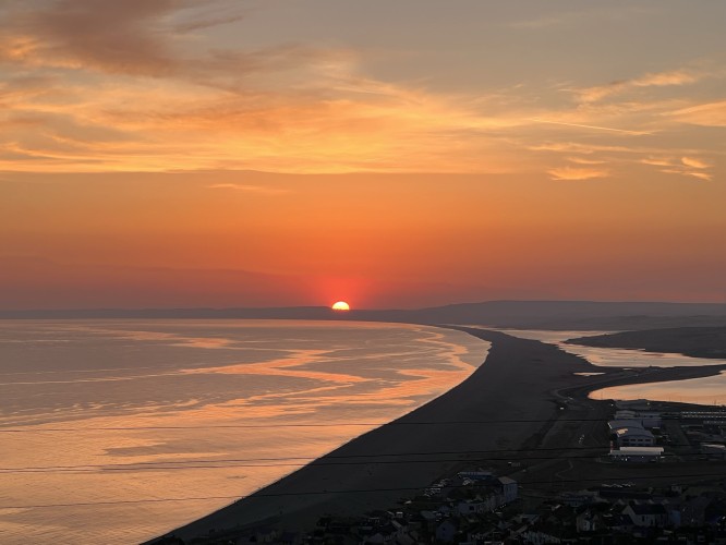 Chesil Beach - Visitor Centre, cafe and car parking info