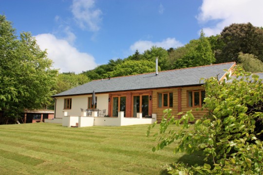 Dog Friendly Holiday Cottages In Dorset And Devon